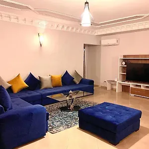 Apartment Anfa 92 - Large And Comfy 2 Bedrooms. Sunny, Well Located With Great Views., Casablanca
